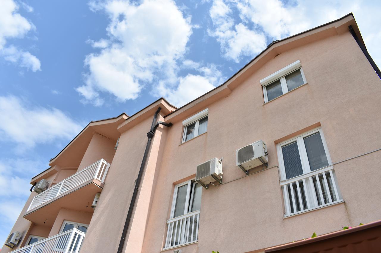 Guest House Regina Mundi Međugorje 외부 사진