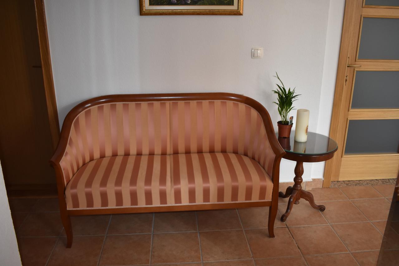 Guest House Regina Mundi Međugorje 외부 사진