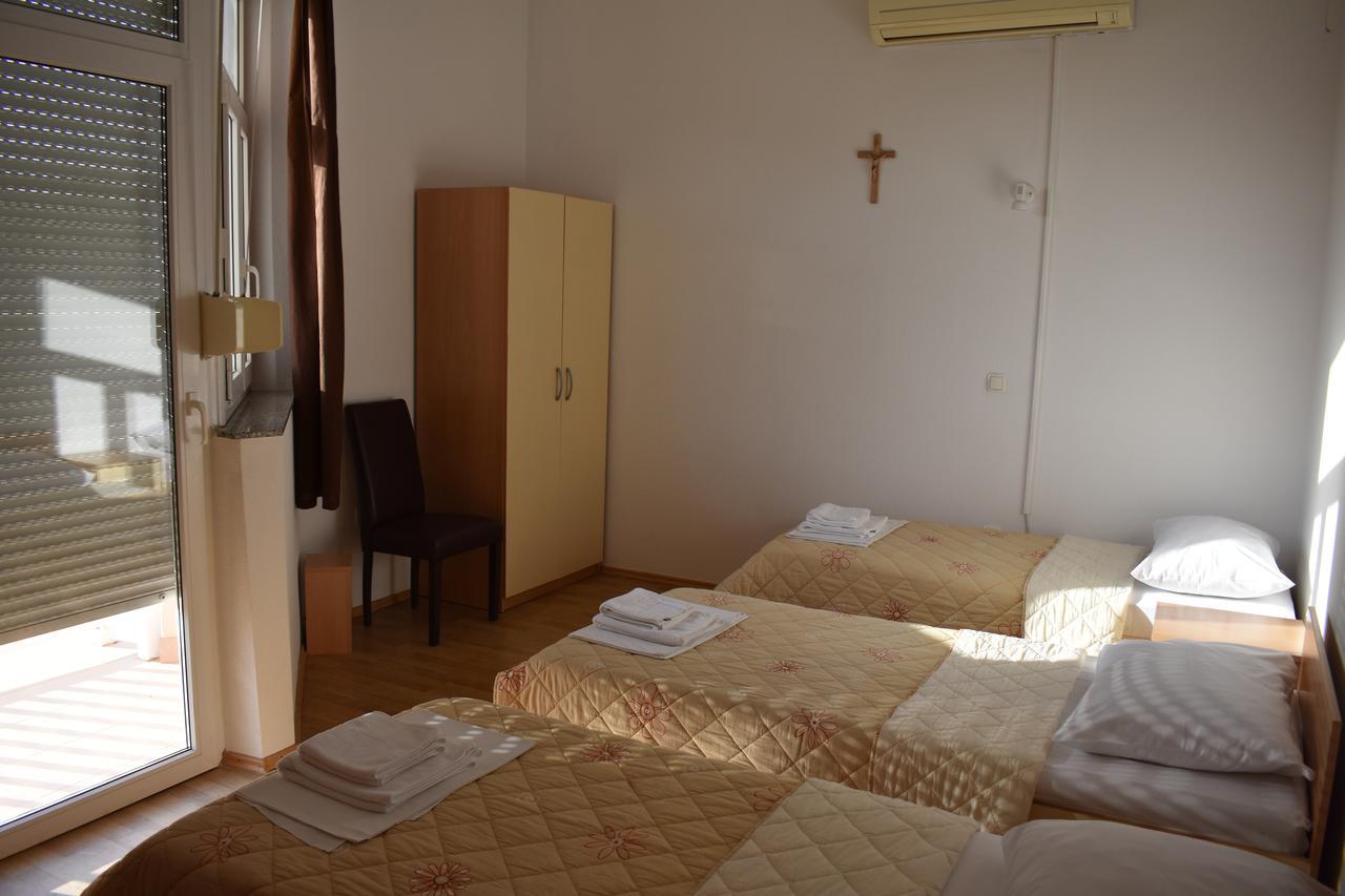 Guest House Regina Mundi Međugorje 외부 사진